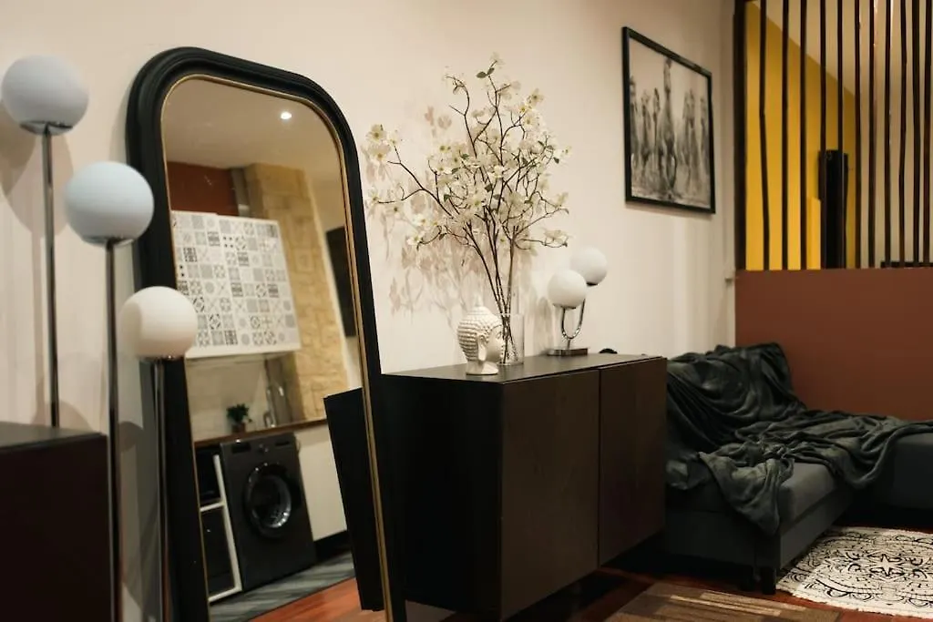 Appartement . Paris 0*,  France