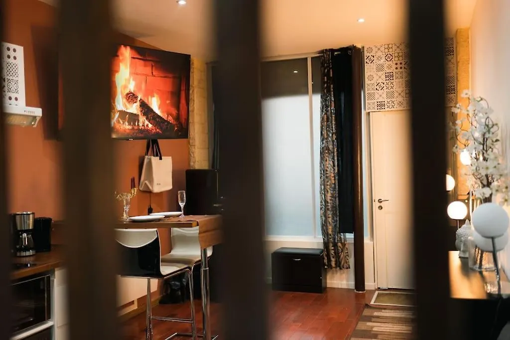 Appartement . Paris Apartment